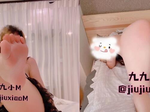 【出道即巅峰】，推特新晋级，萝莉一线天馒头嫩妹【九九小M】定制福利，