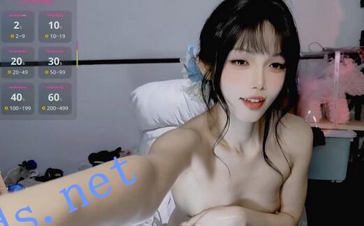 ST裸舞【XueNi-888】全裸裸舞诱惑 秀色可餐 身材完美