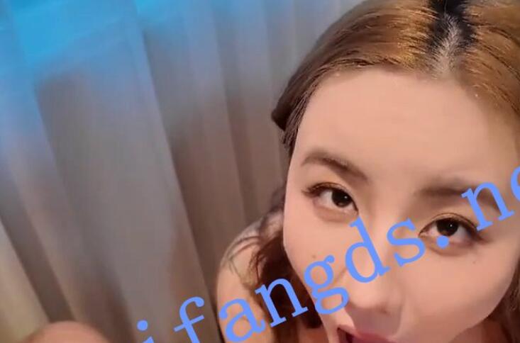 ⭐FansOne【黑亚当 费爵娜】野球拳性爱输了脱一件 口交内射