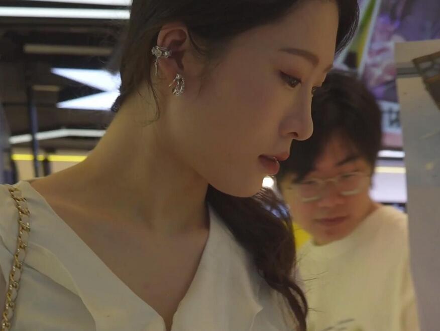 (BC-AA-446)荷叶边白裙气质美女..肉色丝袜配白内被CD