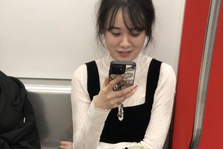 【TKCD】183.肉丝美腿小姐姐跟踪开闪抄底【409M】